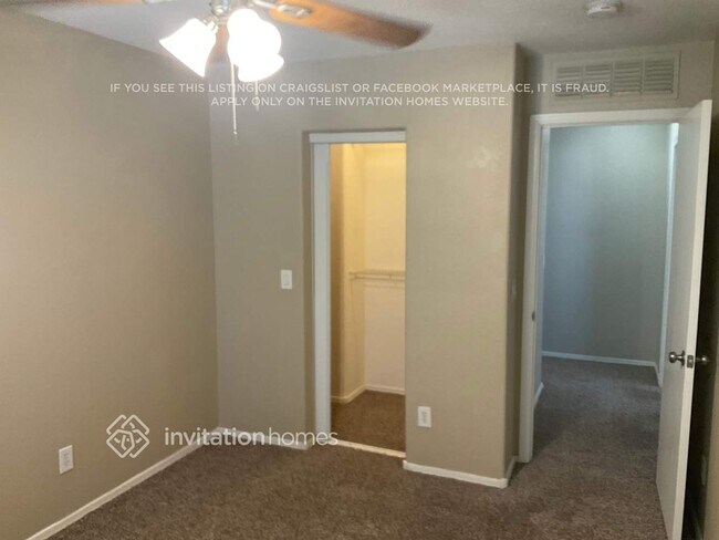 Building Photo - 40661 N Ancona Ct