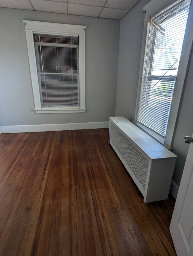 Foto del edificio - 210 Kimberly Ave