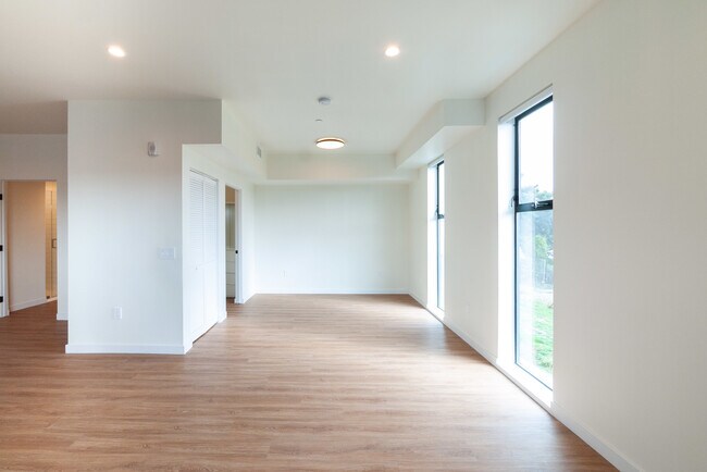 Foto del edificio - 747 Lillian Way