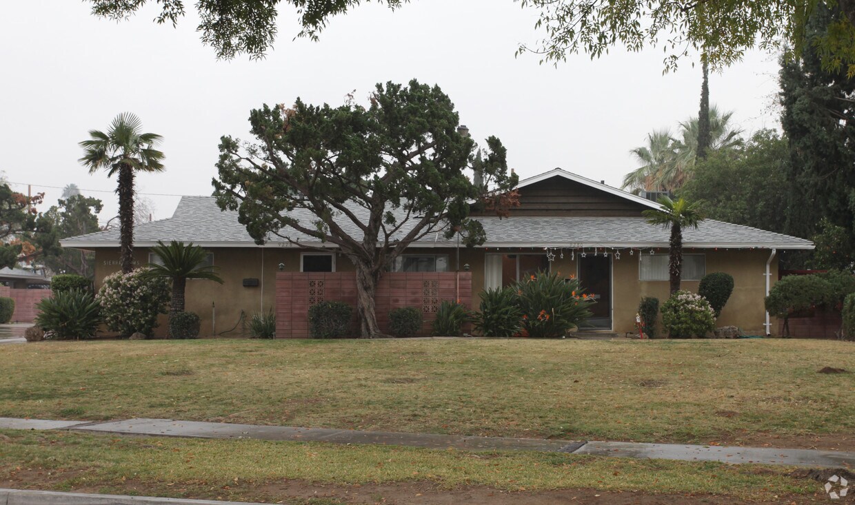Primary Photo - 9266 Andrew St