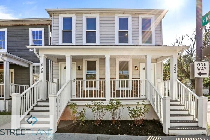 Primary Photo - Charming 2 Bedroom in Columbus!