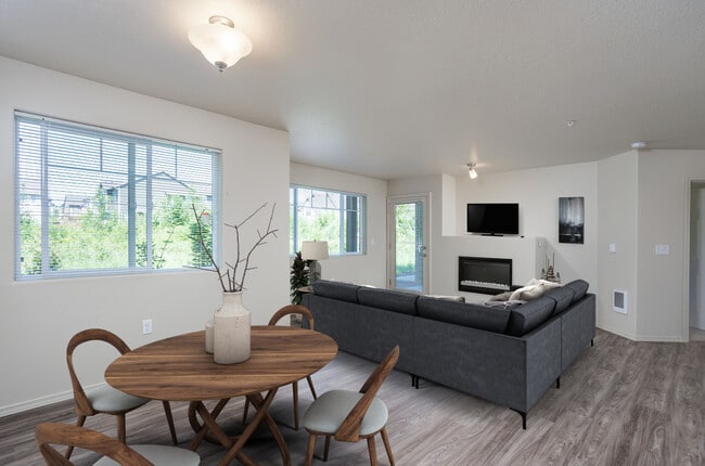 Foto del edificio - Edgewater Apartments