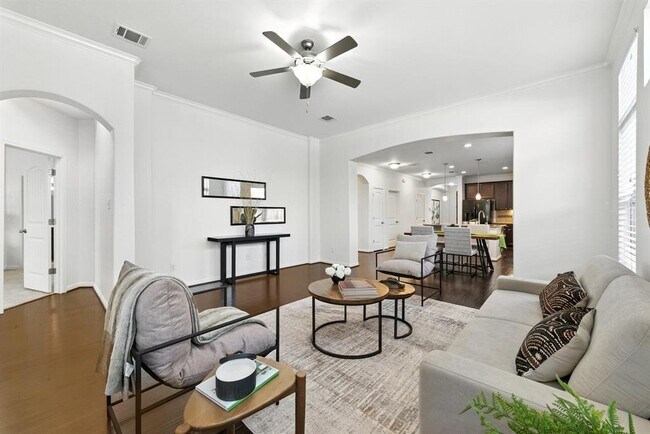 Building Photo - 2700 Santa Domingo Dr