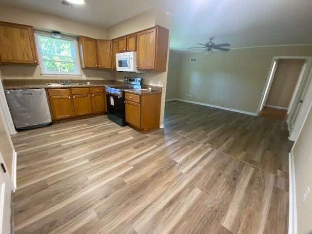 Foto del edificio - 6297 Bronte Ave
