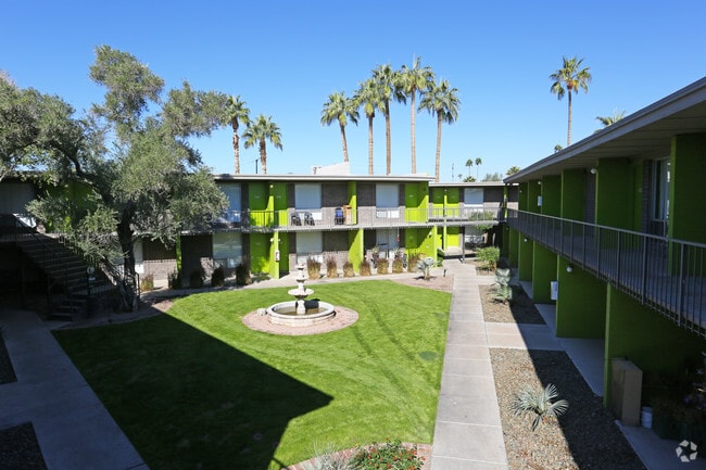 Building Photo - Omnia on Thomas