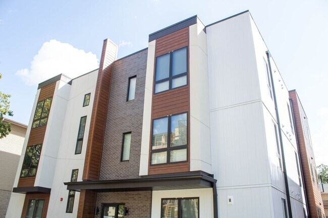 Foto del interior - 1009 W Stoughton