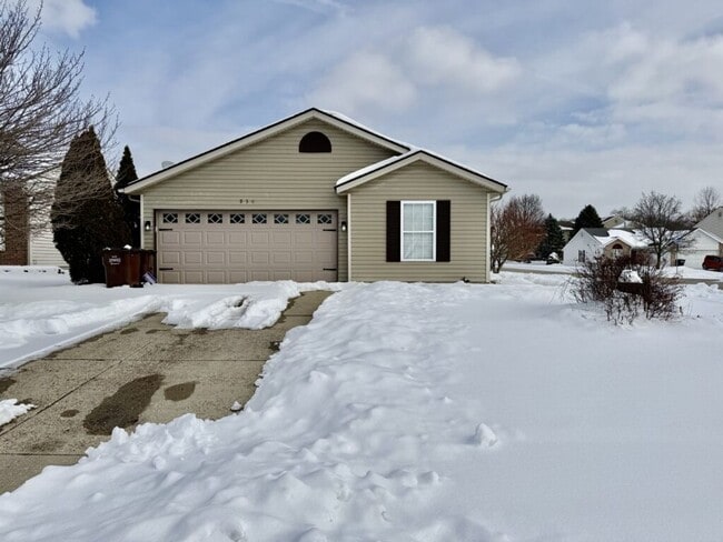 Freshly Renovated Home With Man Cave In Trenton OH - Freshly Renovated Home With Man Cave In Trenton OH