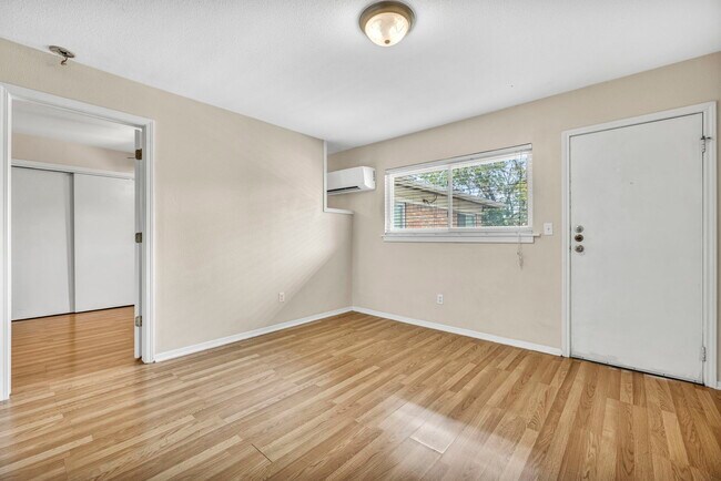 Foto del edificio - 304 E 33rd St
