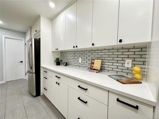 Foto del edificio - 228 Fox Run Ln