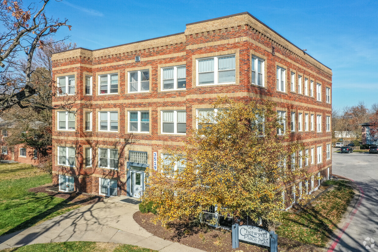 Primary Photo - Chetwynd Apartments