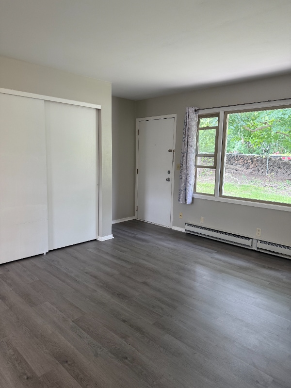 Building Photo - 2918 Sunnyside Dr
