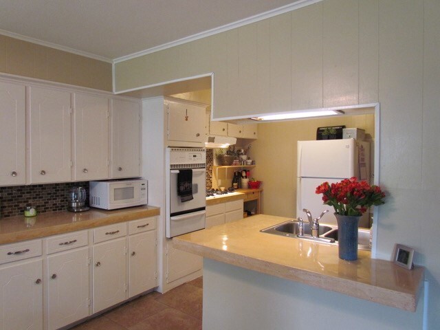 Building Photo - 1709 Gardenia Dr