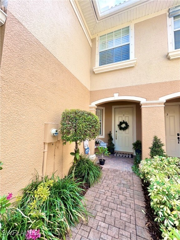 Building Photo - 9813 Foxhall Way