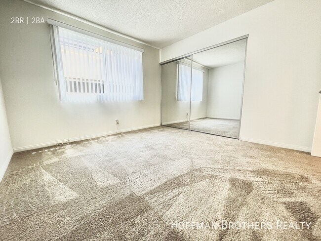 Foto del edificio - 2219 Ruhland Ave