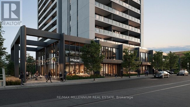 Building Photo - 741 King St W