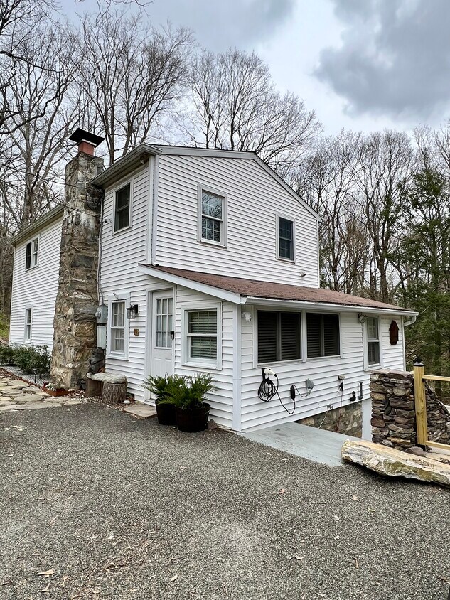 73 Hemlock Rd, South Salem, NY 10590 House Rental in South Salem, NY