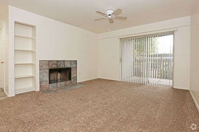 1BR, 1BA - 740 SF - Canyon Springs Apartments