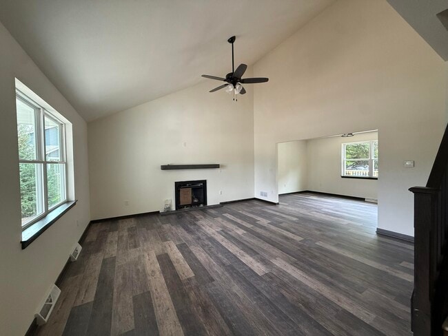 Building Photo - 2308 Finch Ct
