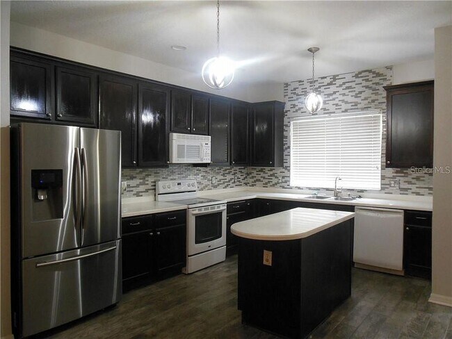 Building Photo - 17532 Hugh Ln