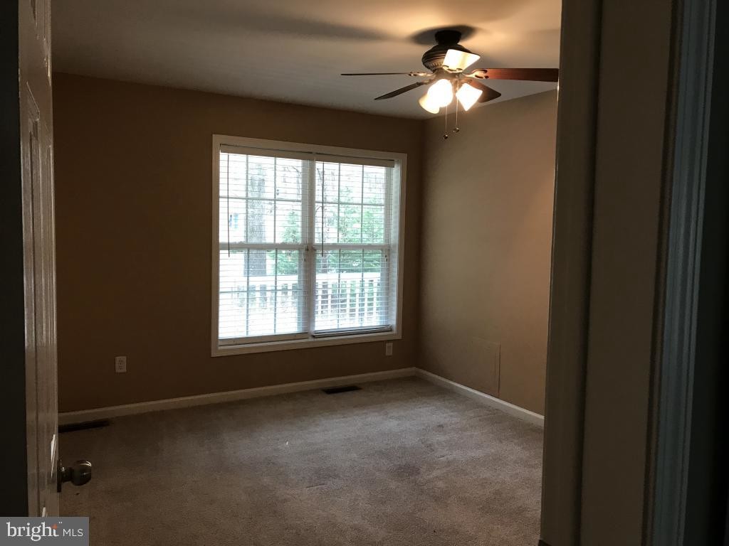 Primary Photo - 39975 Beach Dr