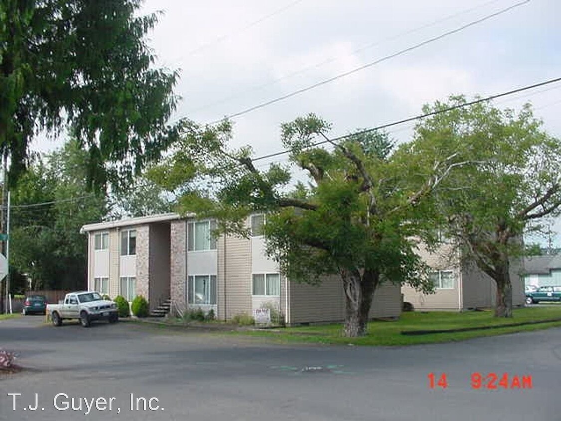 Primary Photo - 621 Warren St SW