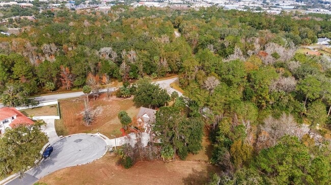 Building Photo - 1706 SW 27th St