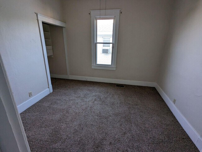 Foto del edificio - 2 Bedroom Single Family Home in Kokomo