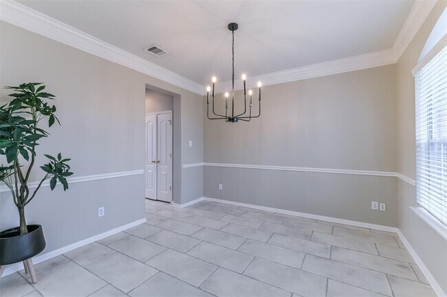 Building Photo - 3303 Aspenbrook Ct