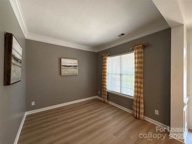 Foto del edificio - 8112 Calistoga Lane