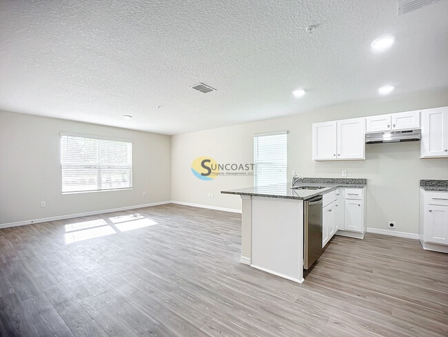 Building Photo - Get Your First Full Month Free for a Limit...