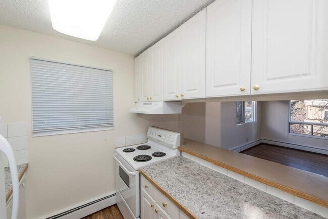 Building Photo - Miramichi Apartments
