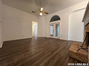 Building Photo - 5904 Creekway St