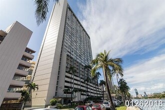 Building Photo - 2211 Ala Wai Blvd