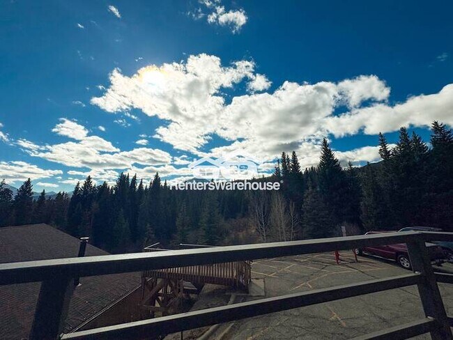 Building Photo - Beautiful 2 Bed 2 Bath Condo