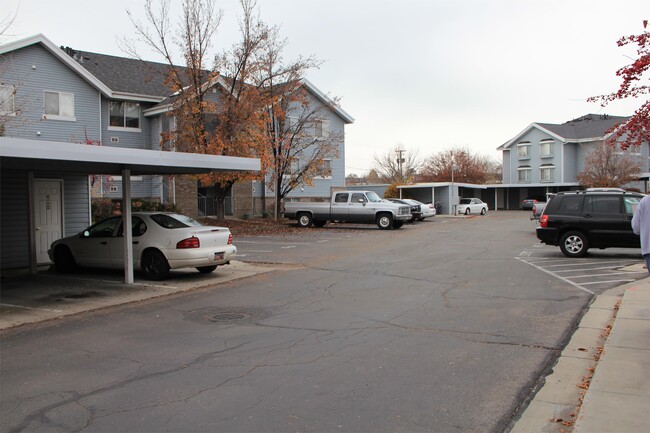 Building Photo - 1541 Riverside Ave