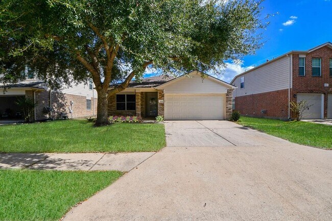 Building Photo - 4818 King Hallow Ln