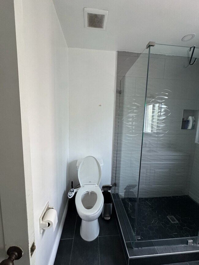 Foto del edificio - 3633 Lime Ave