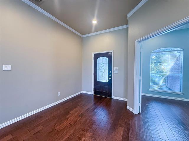 Building Photo - 7502 Acorn Ln
