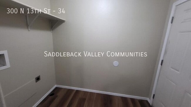 Foto del edificio - 300 N 13th St