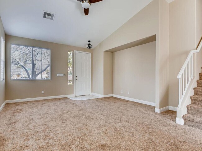 Building Photo - Gated Community in Silverado Ranch