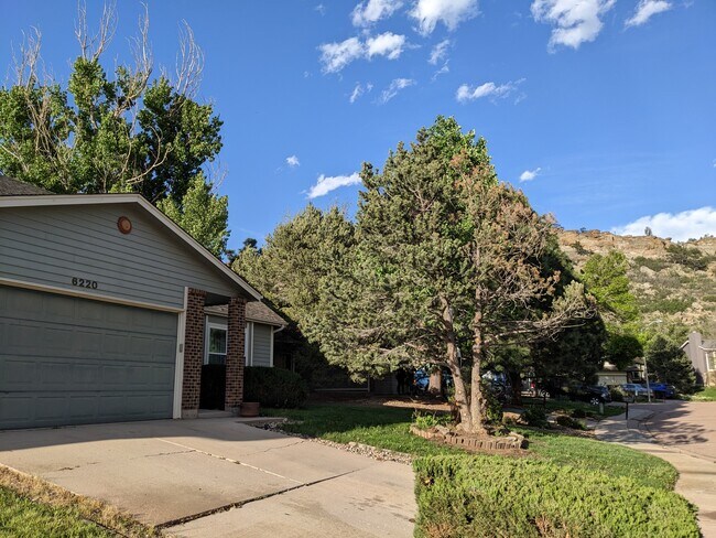 Casa principal - 6220 Pemberton Way
