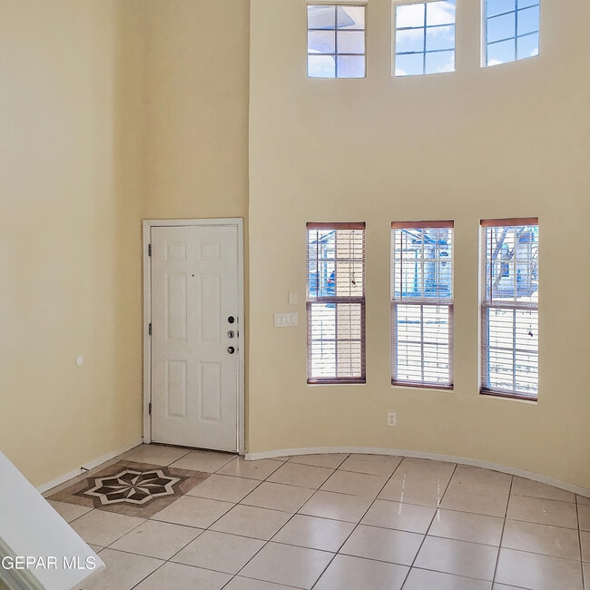 Building Photo - 5312 Pete Payan Dr