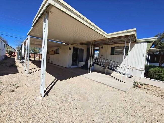 Building Photo - 16005 N 32nd St