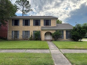 Building Photo - 15702 Pipers View Dr