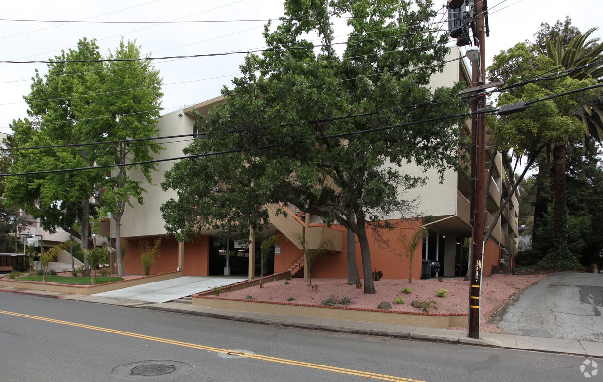 Belmont Square Apartments 2200 Lake Rd Belmont, CA