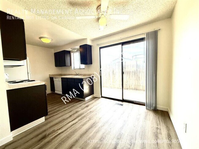 Foto del edificio - 9069 W Ruth St
