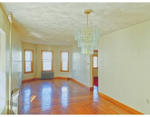 Foto del edificio - 15 Willard Ave