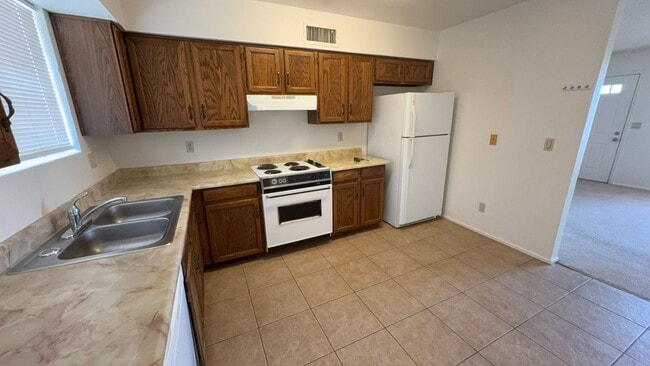 Building Photo - 6440 E Julep St