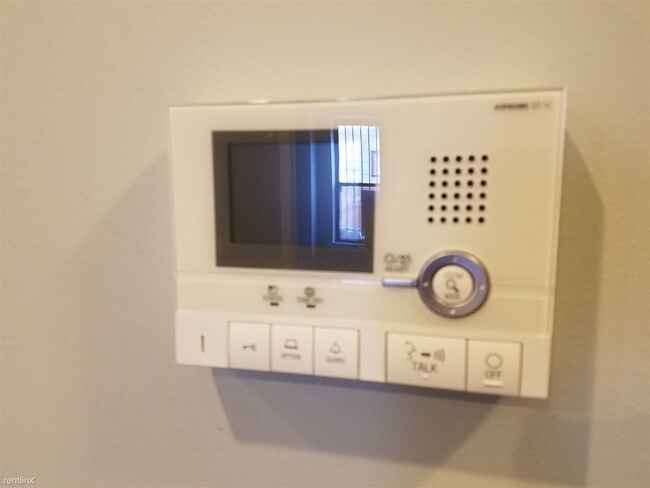 Foto del edificio - 1503 Gates Ave