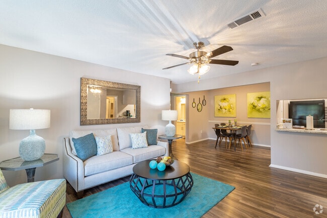 Interior Photo - Kessler Point Apartment Homes